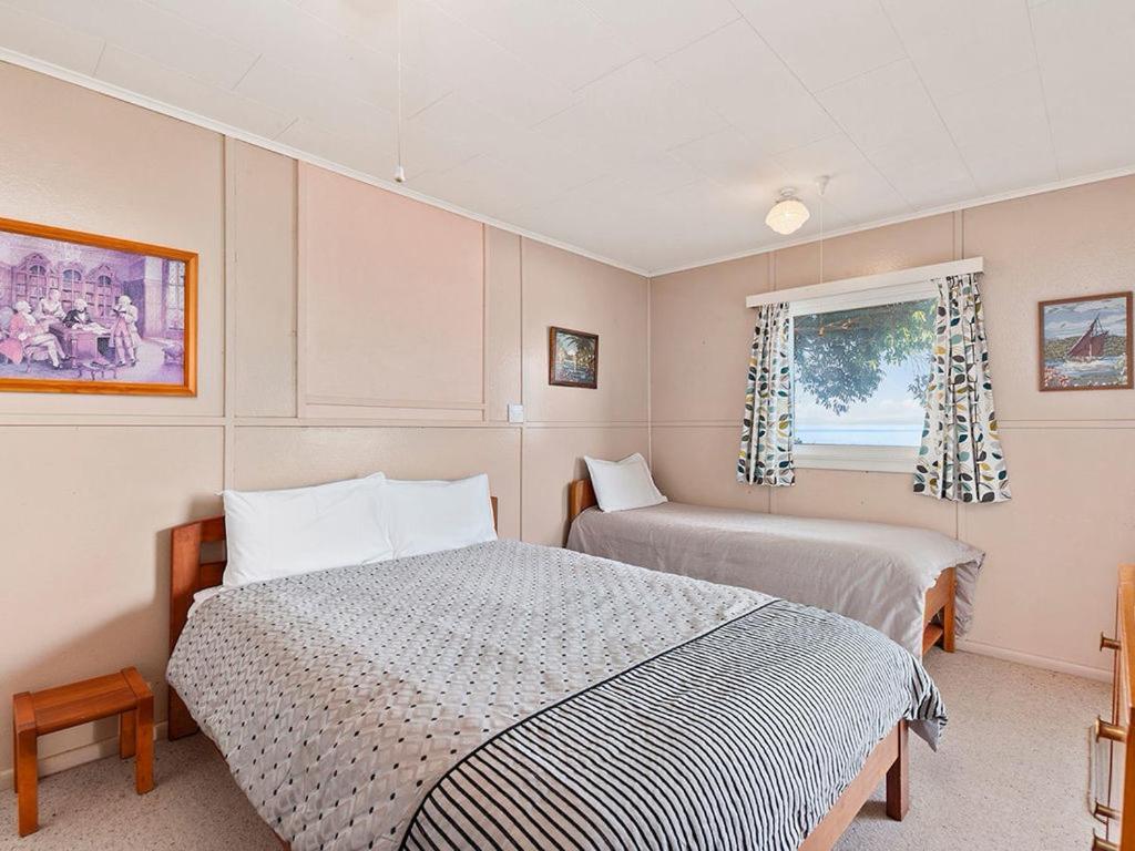 Lake Edge Cottage - Waitahanui Holiday Home Ngoại thất bức ảnh